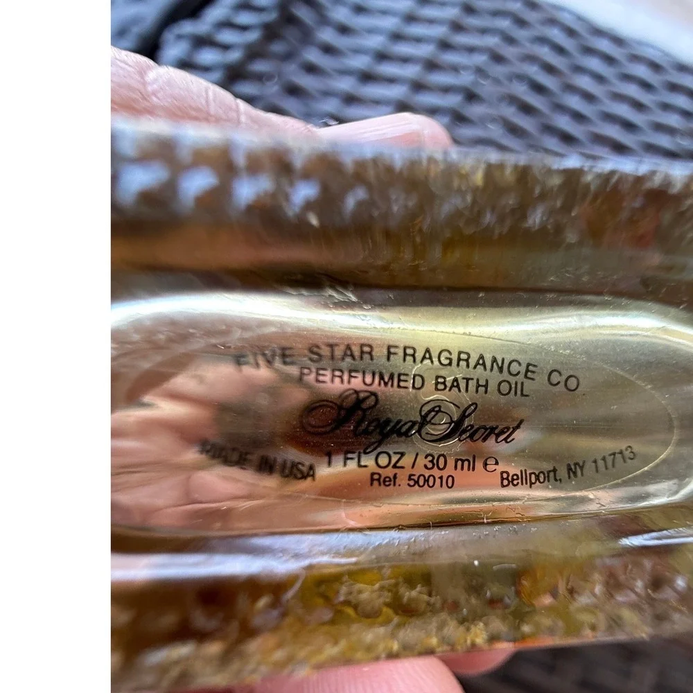 Royal Secret Perfumed Bath Oil Five Star Fragrance Co 1 fl oz Vintage MAKE OFFER